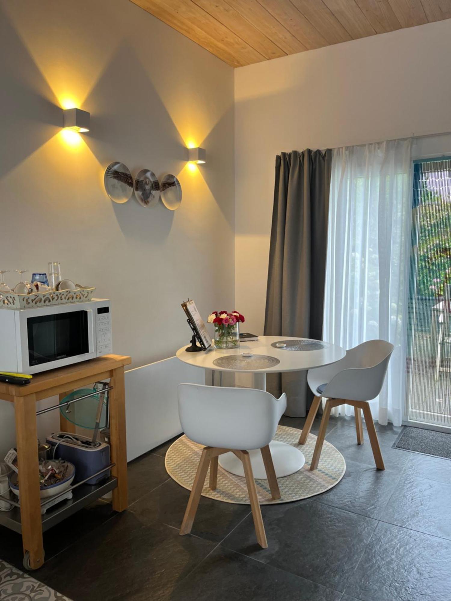 Guest house Gastenverblijf 't Einde Sfeer - Prive Terras - Airco Elsloo (Limburg)